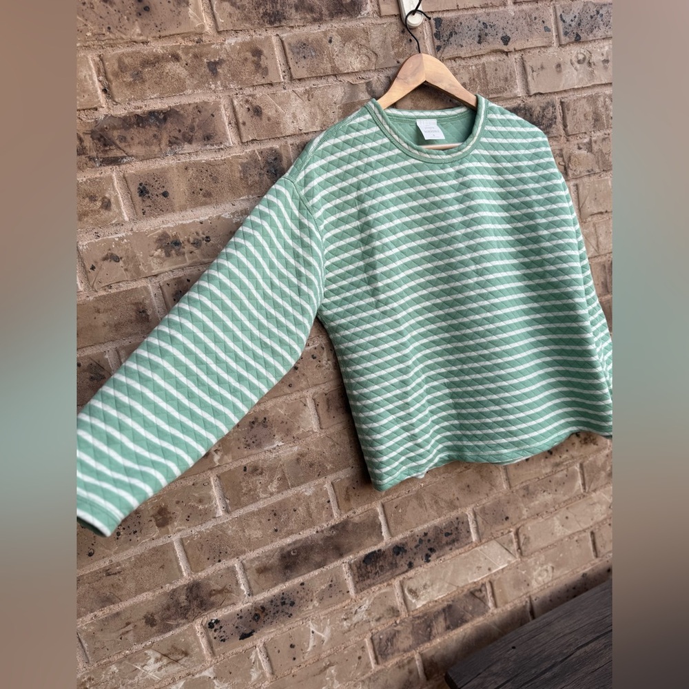 J. Crew Reversible quilted pullover Eucalyptus Steam Ivory size S - Picture 3 of 9